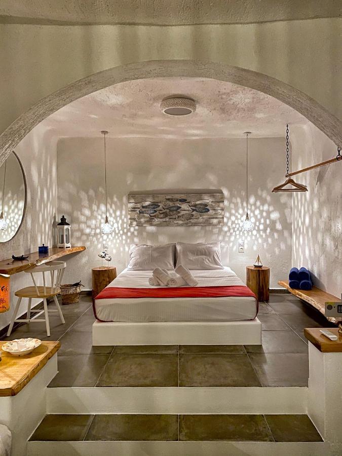 Milos Gem Suites Inn Pachaina Ngoại thất bức ảnh