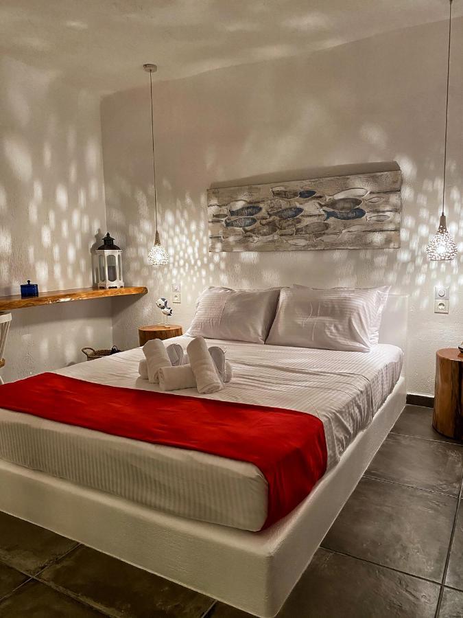 Milos Gem Suites Inn Pachaina Ngoại thất bức ảnh