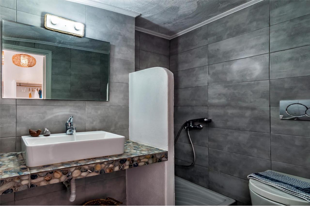 Milos Gem Suites Inn Pachaina Ngoại thất bức ảnh