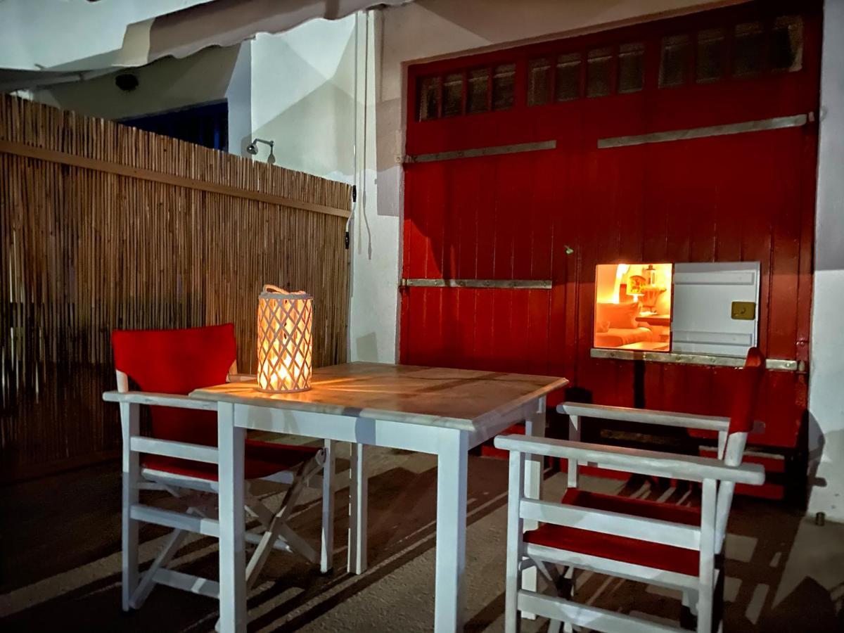 Milos Gem Suites Inn Pachaina Ngoại thất bức ảnh